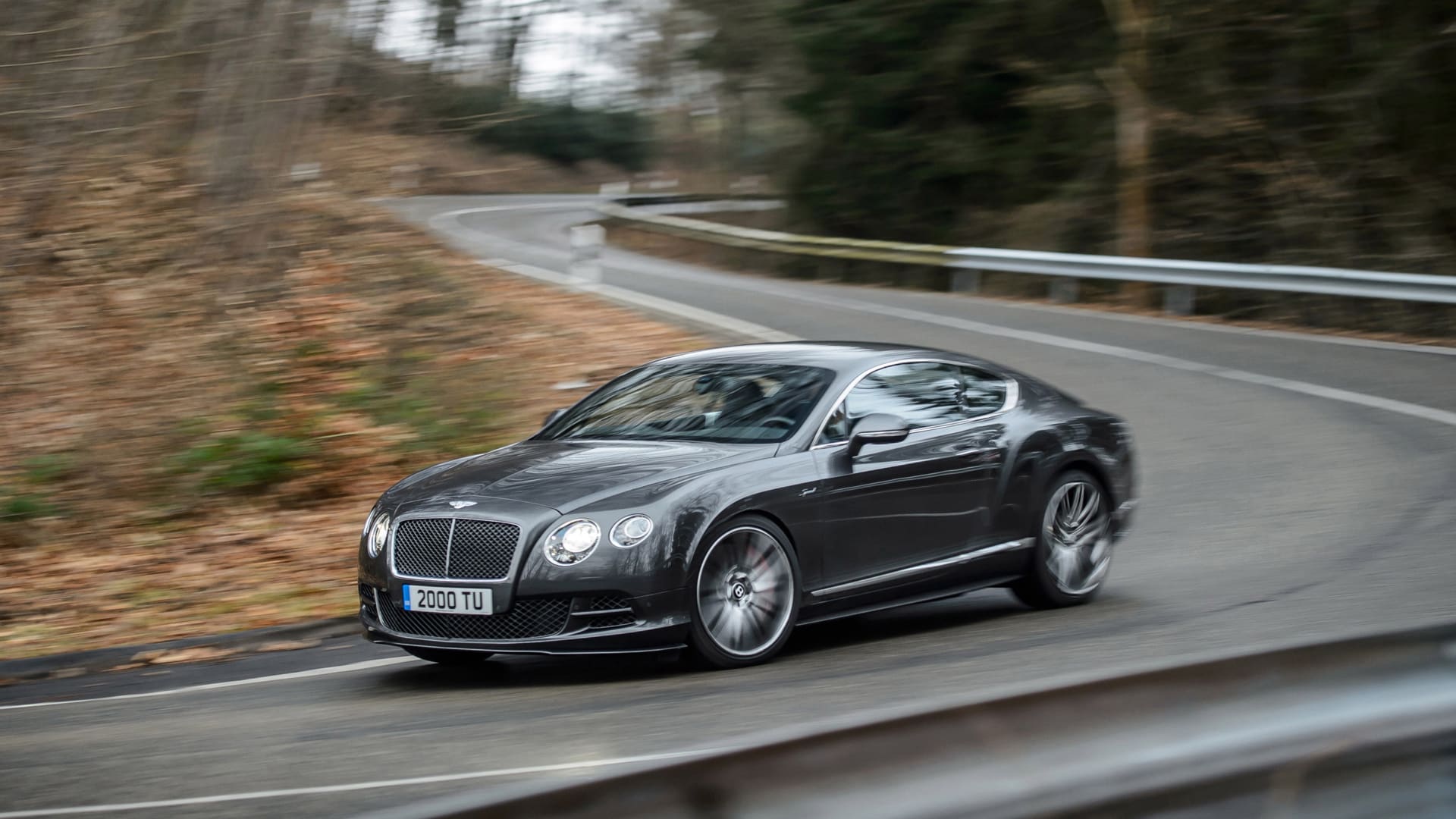 宾利欧陆GT汽车桌面壁纸（2）