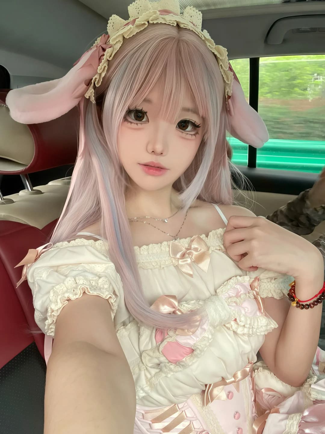 無辜臉：杳杳春来时