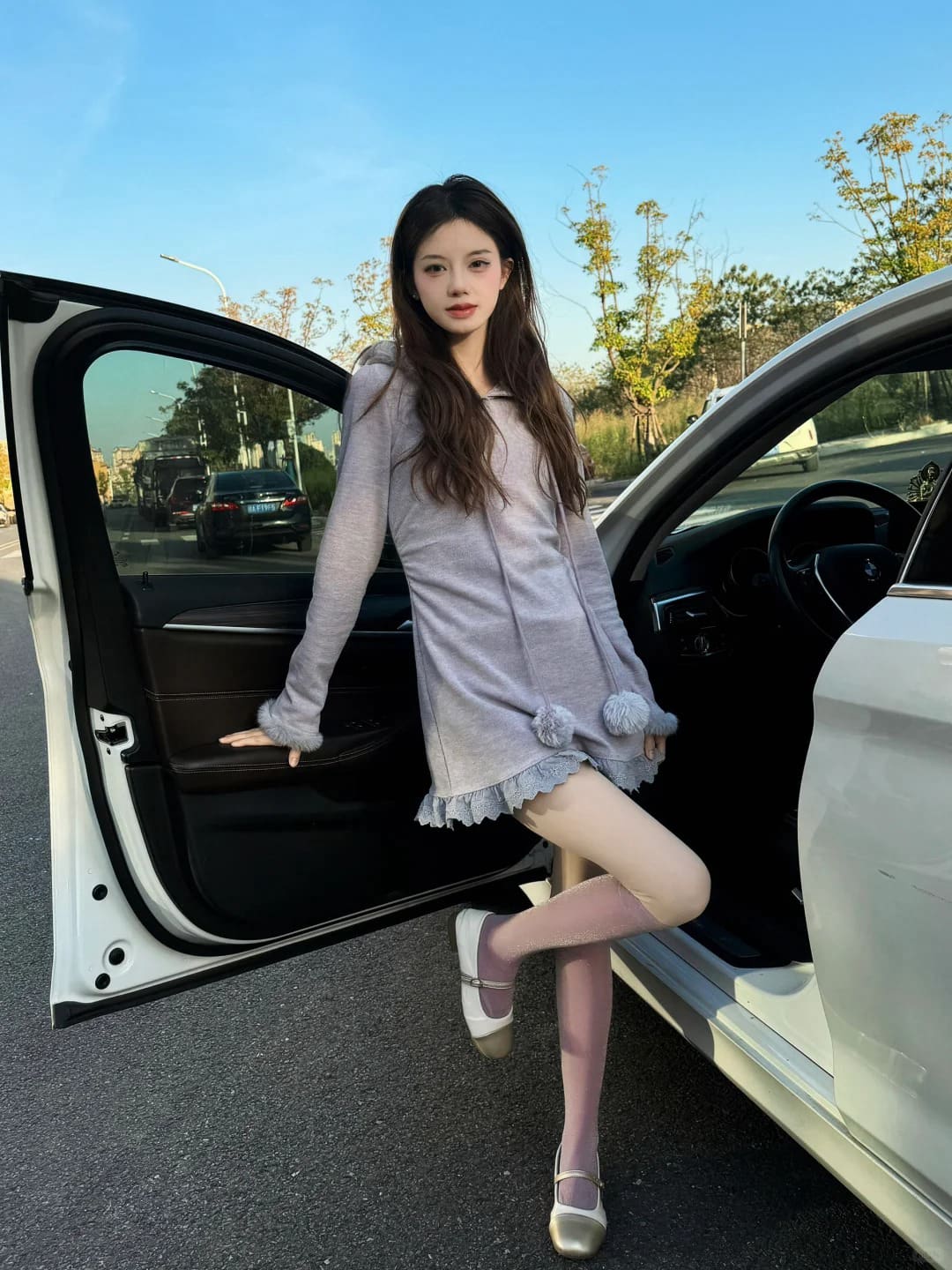 欣欣汁：二十岁实现开宝马带闺蜜自驾游