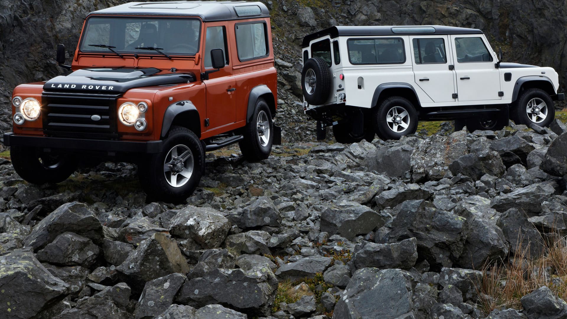 2015超酷路虎卫士越野车高清精美桌面壁纸（3）