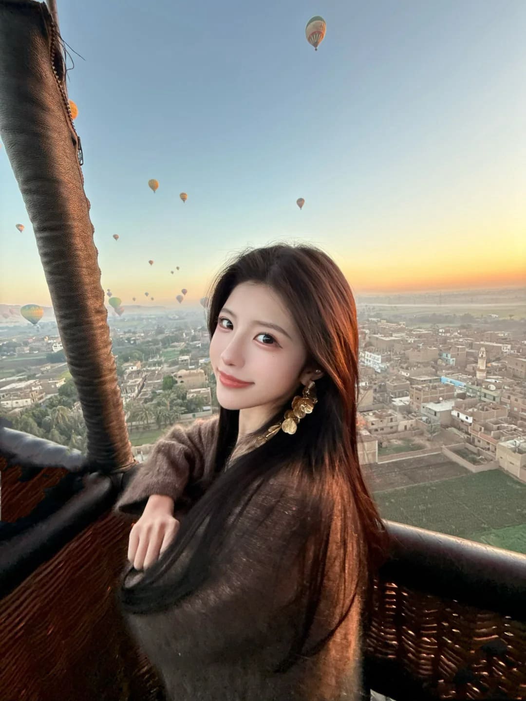超辣甜妹：浪漫瞬间