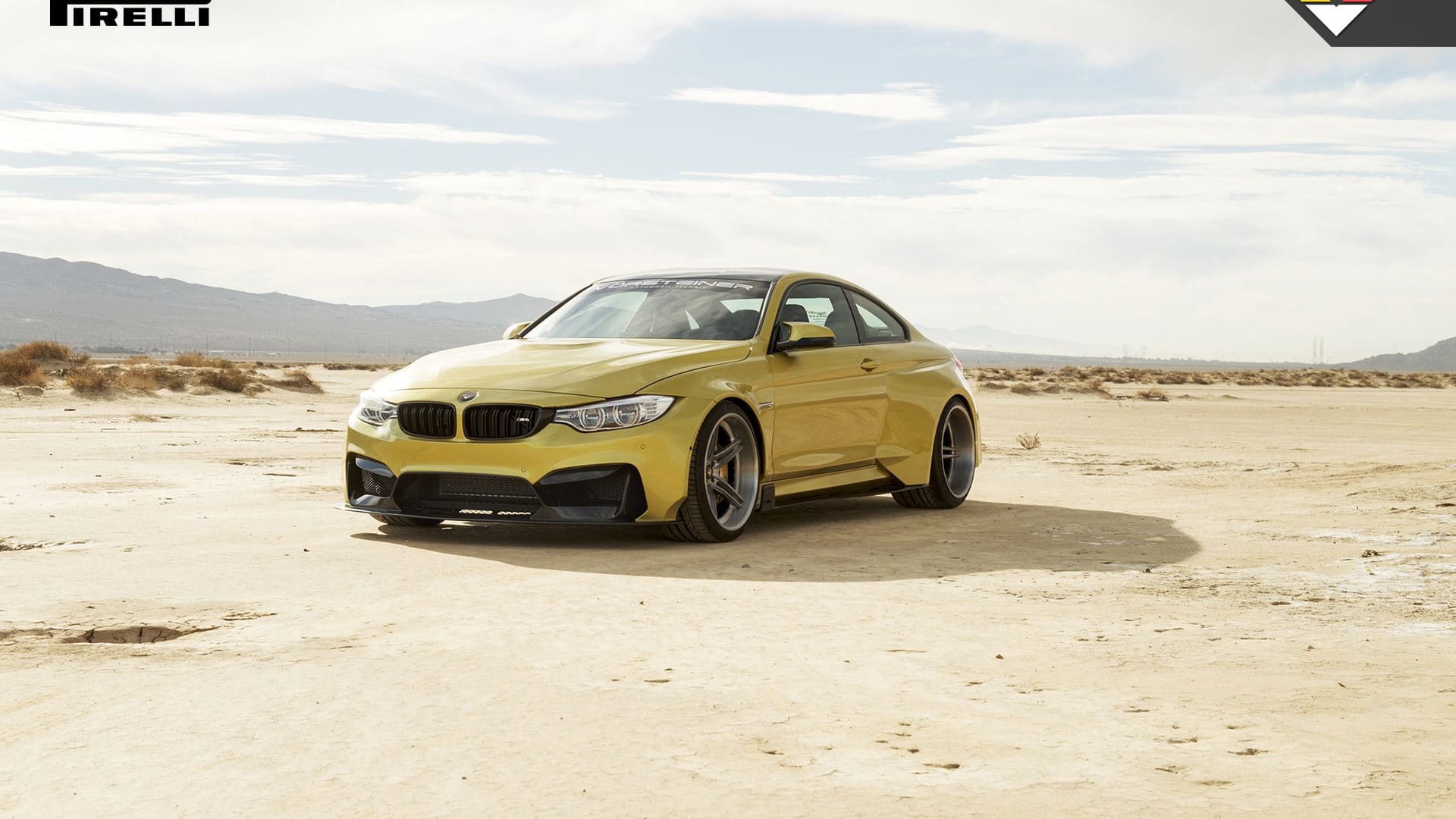 超酷炫宝马M4 gtrs4改装车高清电脑桌面壁纸（3）