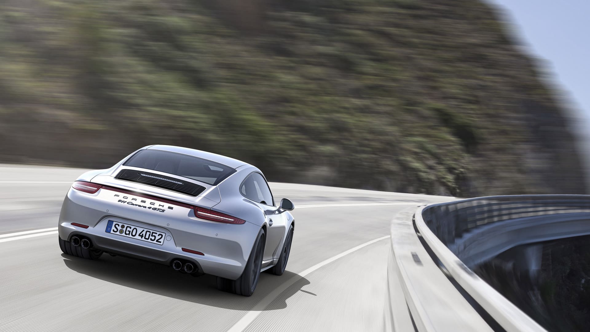 保时捷911超级跑车Carrera4酷炫桌面壁纸（2）