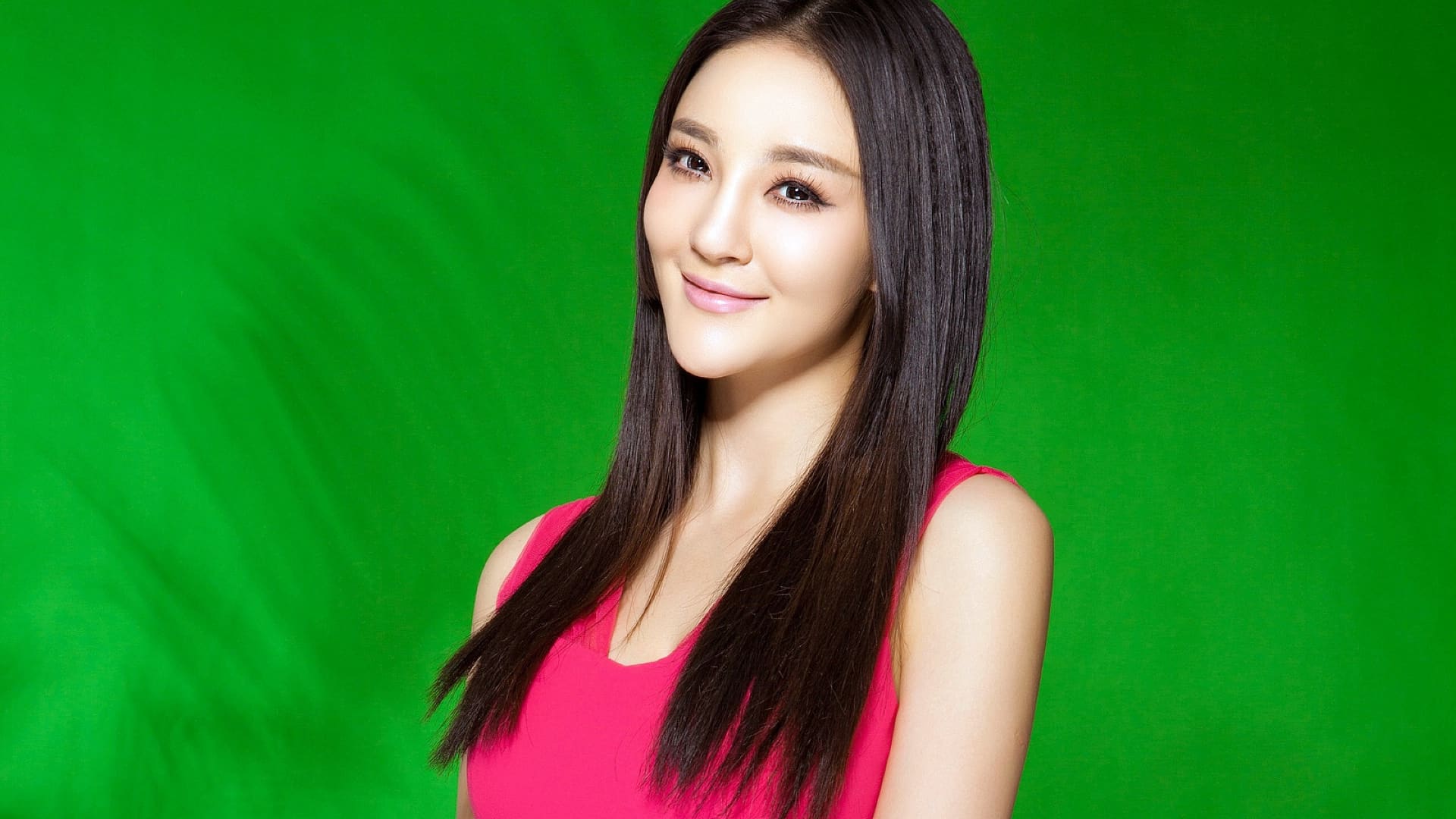 性感女星刘雨欣轻熟女时尚养眼写真桌面壁纸（2）